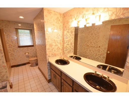 4 Seminole Rd, Canton, MA 02021 photo 15