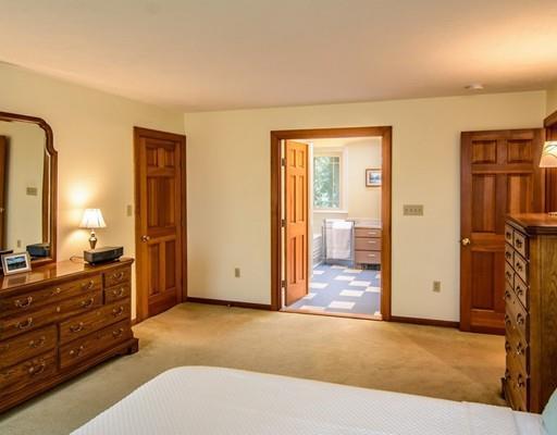  10 Longfellow Rd, Westborough, MA 01581 photo 17