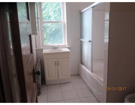 24 Windham St, Worcester, MA 01604 photo 5