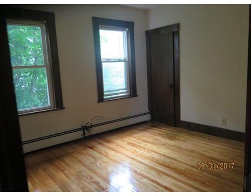 24 Windham St, Worcester, MA 01604 photo 9