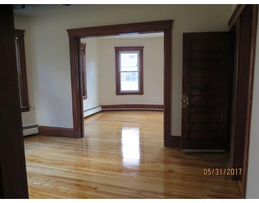 24 Windham St, Worcester, MA 01604 photo 11