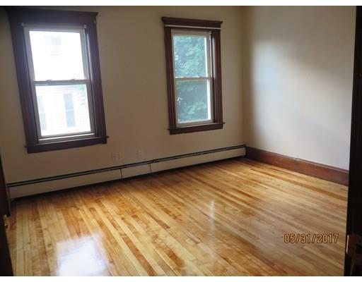 24 Windham St, Worcester, MA 01604 photo 7
