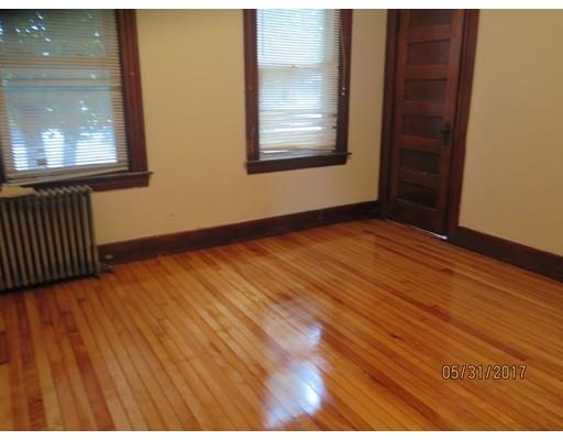 24 Windham St, Worcester, MA 01604 photo 4