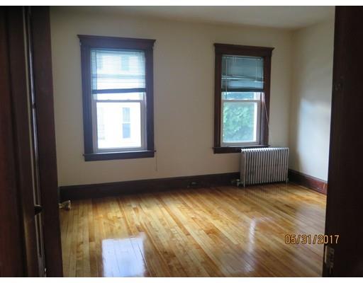24 Windham St, Worcester, MA 01604 photo 13