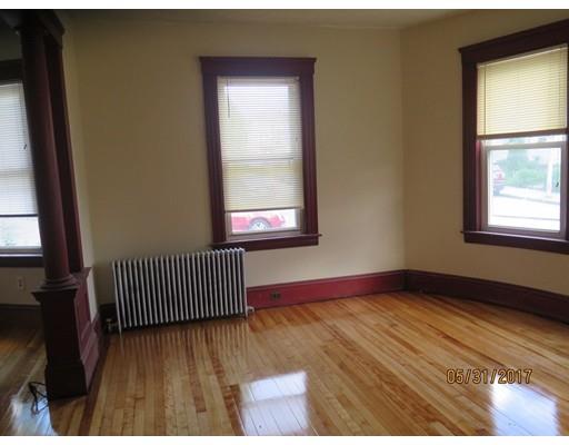 24 Windham St, Worcester, MA 01604 photo 12