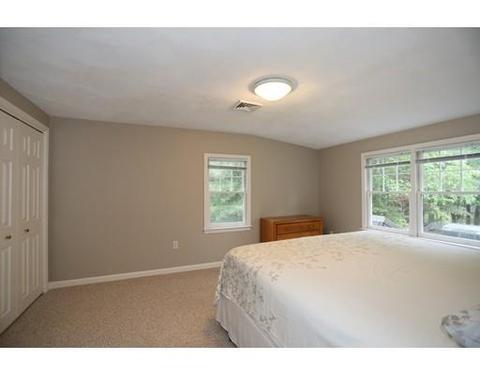 15 Laurel Cir, Needham, MA 02492 photo 23