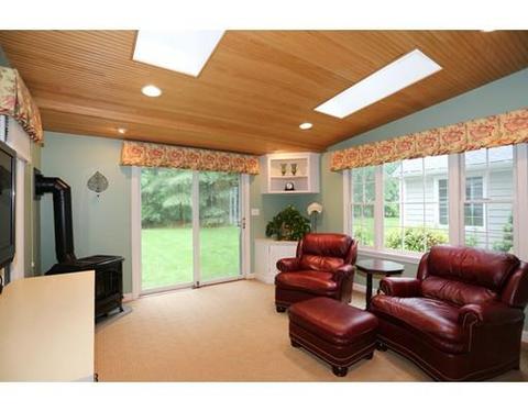 15 Laurel Cir, Needham, MA 02492 photo 20