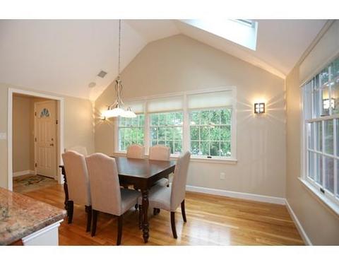 15 Laurel Cir, Needham, MA 02492 photo 13