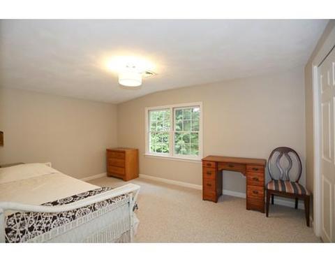15 Laurel Cir, Needham, MA 02492 photo 24