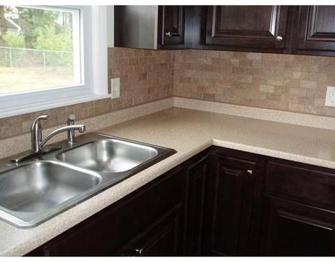 34 Berard Cir, Springfield, MA 01128 photo 4