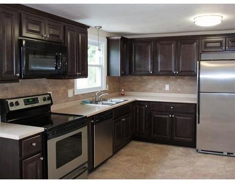 34 Berard Cir, Springfield, MA 01128 photo 3