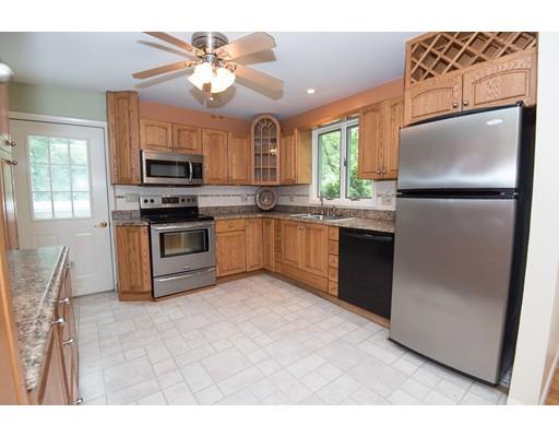 27 Hartness Rd, Sutton, MA 01590 photo 2