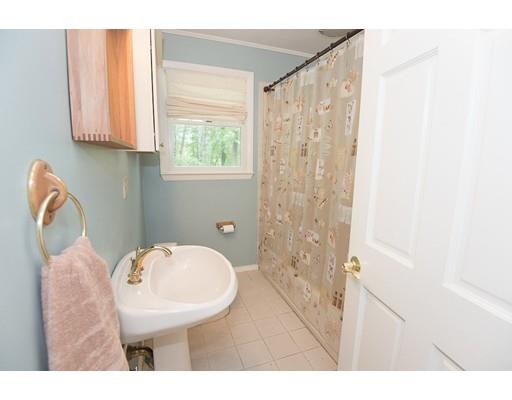 27 Hartness Rd, Sutton, MA 01590 photo 8
