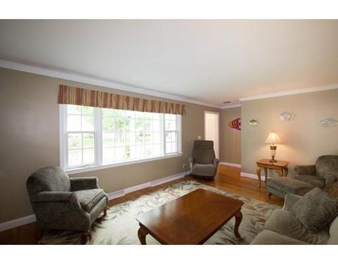 20 Randall Rd, Maynard, MA 01754 photo 5