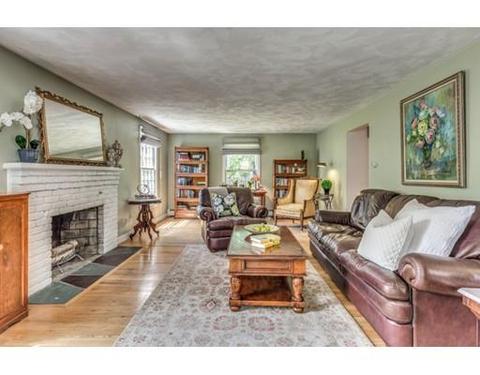 106 Red Gate Ln, Reading, MA 01867 photo 6