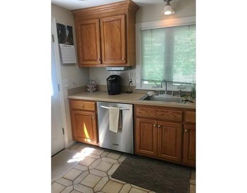 542 Ware St, Mansfield, MA 02048 photo 4