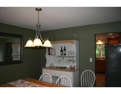 542 Ware St, Mansfield, MA 02048 photo 6
