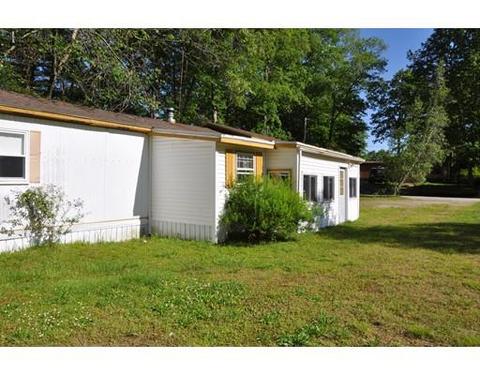 9 Wyman St, Webster, MA 01570 photo 3