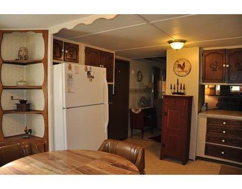 9 Wyman St, Webster, MA 01570 photo 4