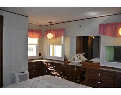 9 Wyman St, Webster, MA 01570 photo 15