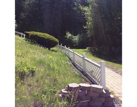 119 East St, Ware, MA 01082 photo 3