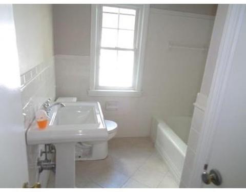 105 Old Brk, Springfield, MA 01118 photo 8