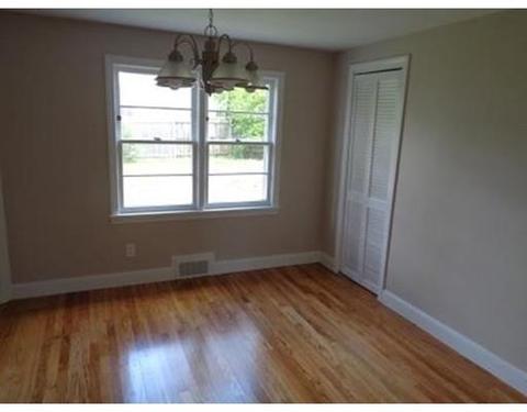 105 Old Brk, Springfield, MA 01118 photo 7