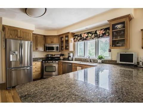 9 Devonshire Pl, Andover, MA 01810 photo 7