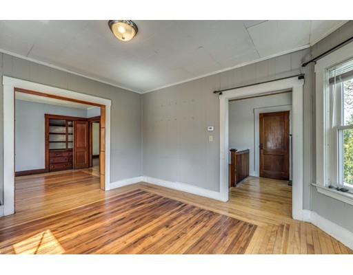 202 Washington St, Gloucester, MA 01930 photo 7