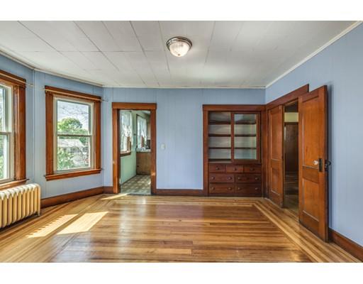 202 Washington St, Gloucester, MA 01930 photo 8