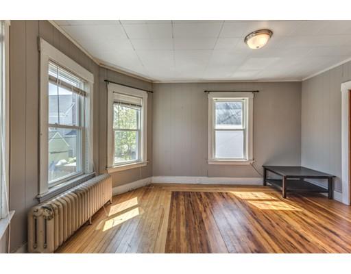 202 Washington St, Gloucester, MA 01930 photo 4