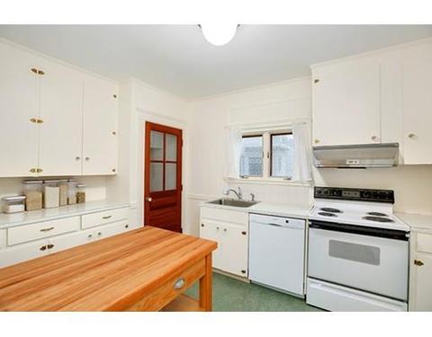 17 Corning St, Beverly, MA 01915 photo 7