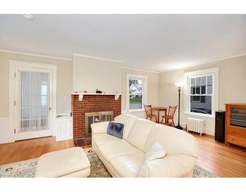 17 Corning St, Beverly, MA 01915 photo 3