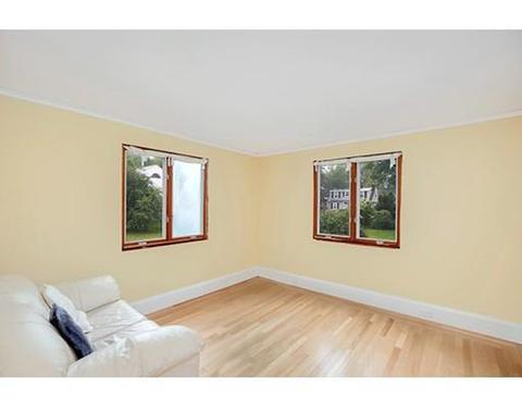 17 Corning St, Beverly, MA 01915 photo 5