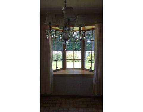 94 Cobb Ave, Chicopee, MA 01013 photo 8
