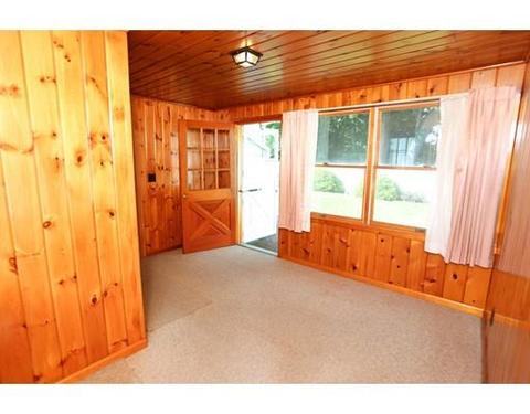 94 Cobb Ave, Chicopee, MA 01013 photo 18