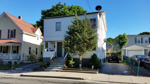 87-89 Maple St, Attleboro, MA 02703 photo 1