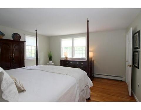 35 Stagecoach, Hingham, MA 02043 photo 12