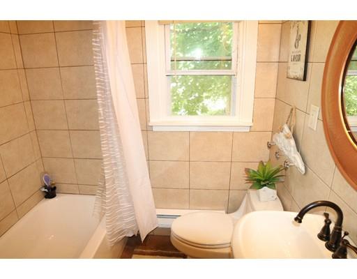 208 Euclid Ave, Springfield, MA 01108 photo 13