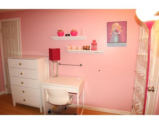 208 Euclid Ave, Springfield, MA 01108 photo 21