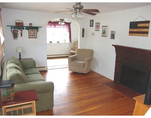 458 Massasoit Rd, Worcester, MA 01604 photo 8