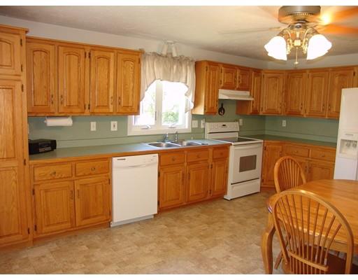 458 Massasoit Rd, Worcester, MA 01604 photo 4