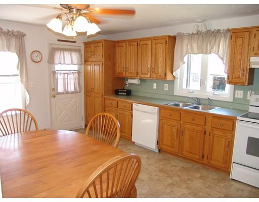 458 Massasoit Rd, Worcester, MA 01604 photo 5