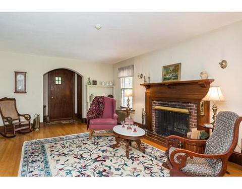 134 Cunningham St, Springfield, MA 01107 photo 14