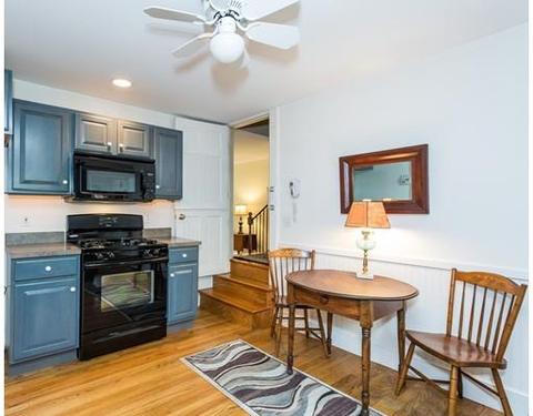 134 Cunningham St, Springfield, MA 01107 photo 8