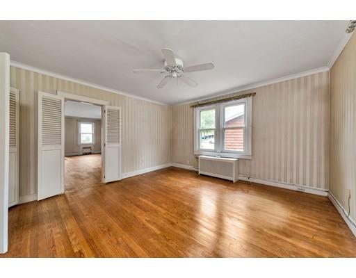 11 Blake St, Springfield, MA 01108 photo 10