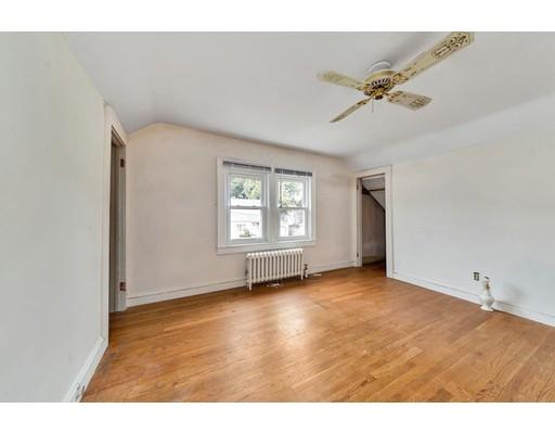 11 Blake St, Springfield, MA 01108 photo 16