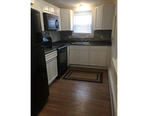 17 Newton St, Woonsocket, RI 02895 photo 5