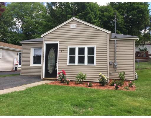 17 Newton St, Woonsocket, RI 02895 photo 2