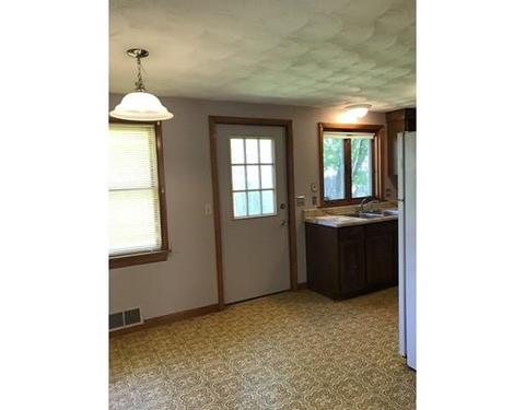237 Savoy Ave, Springfield, MA 01104 photo 7